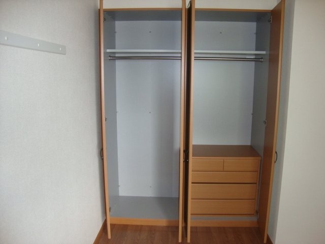収納　図面と現状に相違がある場合には現状を優先