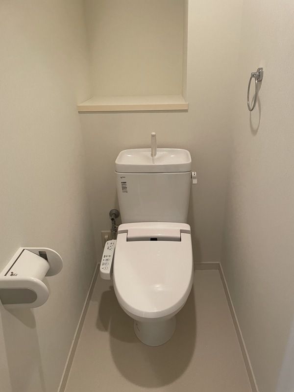 地下鉄七隈線 博多駅 徒歩15分 15階建 築18年のトイレ写真