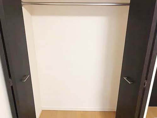 収納　★ハンガーラック付き、上部収納も有り★