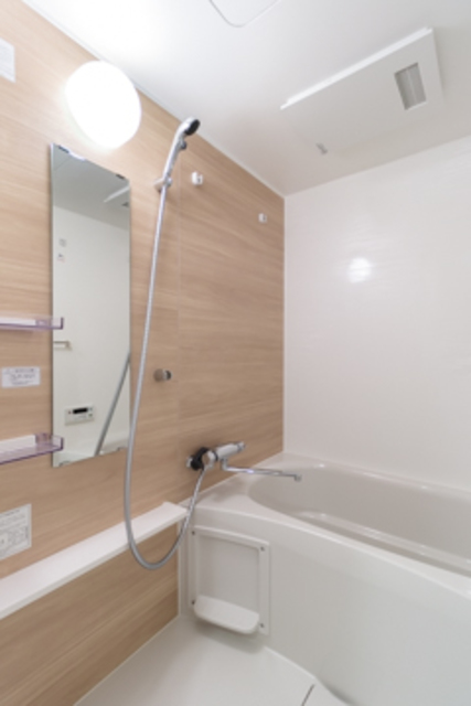 バス・シャワールーム　※写真は同タイプ住戸です。