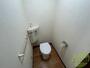 トイレ　こちらはトイレです。お手入れも楽ちんです！