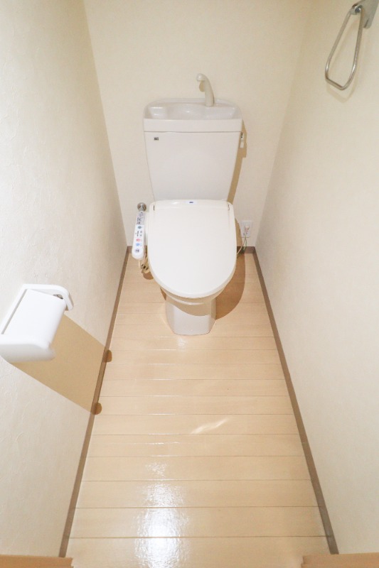 トイレ　図面と現状に相違がある場合には現状を優先