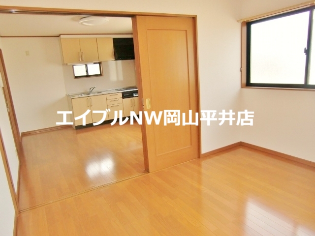 居室・リビング　寝室