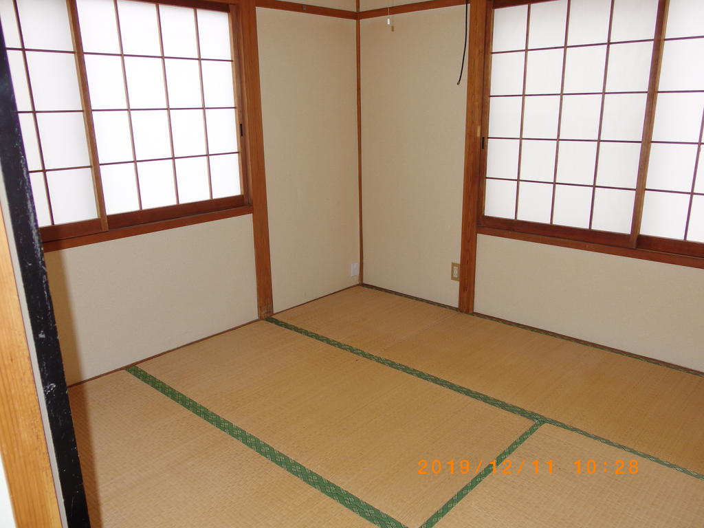 古川貸家の居間写真