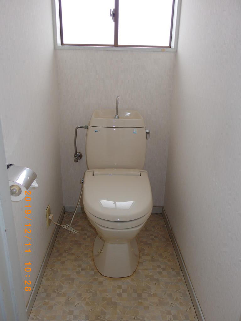 古川貸家のトイレ写真
