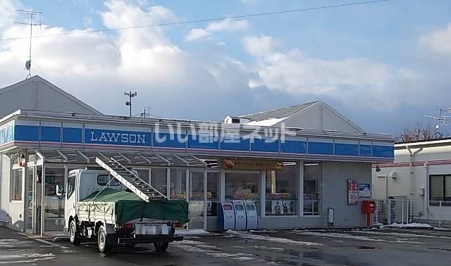 コンビニ　ローソン 滝沢篠木店（コンビニ）まで618m