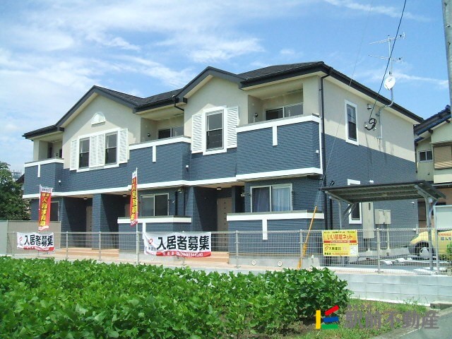 朝倉郡筑前町中牟田のアパートの建物外観