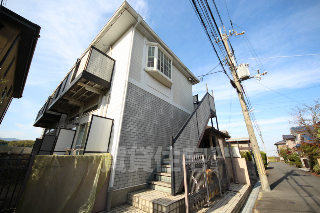 アビーロード橿原神宮前の建物外観