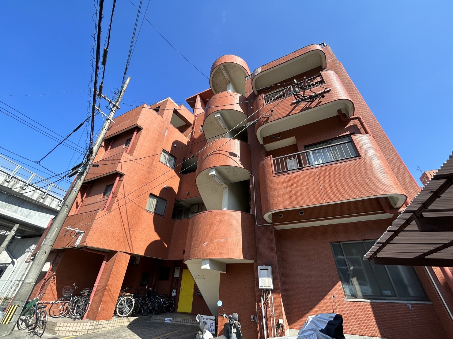 鹿児島市郡元町のマンションの建物外観