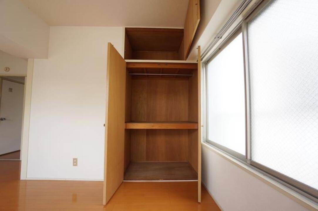 収納　クローゼット