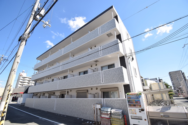 【姫路市花影町のマンションの建物外観】