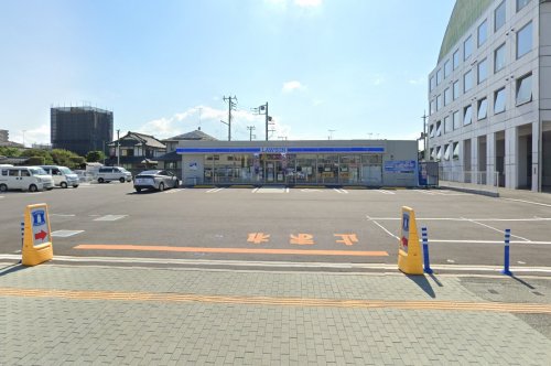 【東松山市日吉町のアパートのコンビニ】