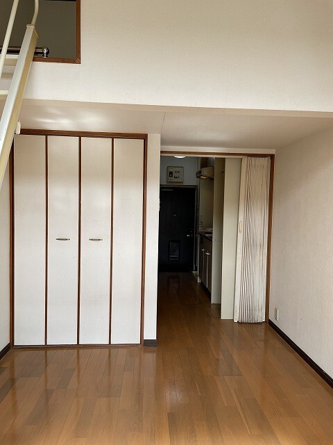 居室・リビング　※現況を優先します。