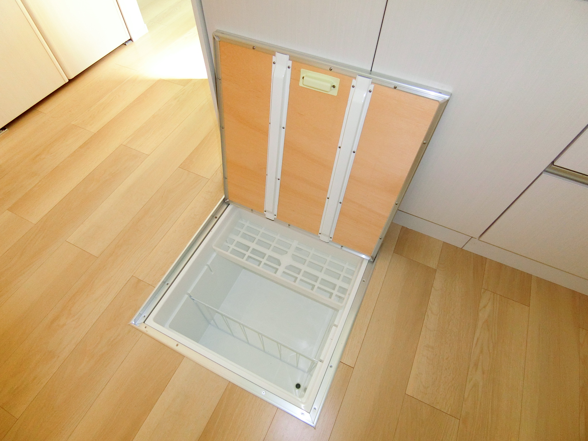 その他部屋・スペース　床下収納