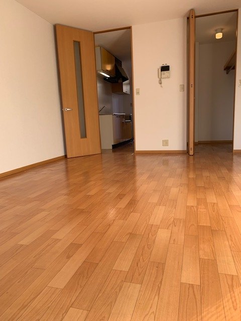 居室・リビング　南向きの明るいお部屋