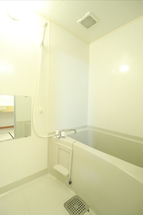 バス・シャワールーム　綺麗なお風呂で気分もリフレッシュ♪