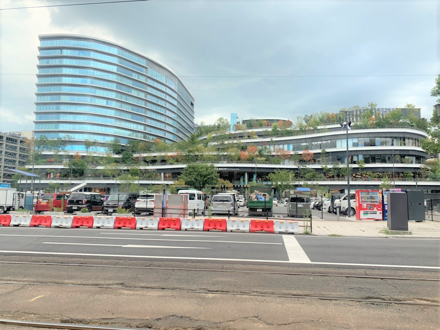 ショッピングセンター　サクラマチクマモト（ショッピングセンター）まで1000m