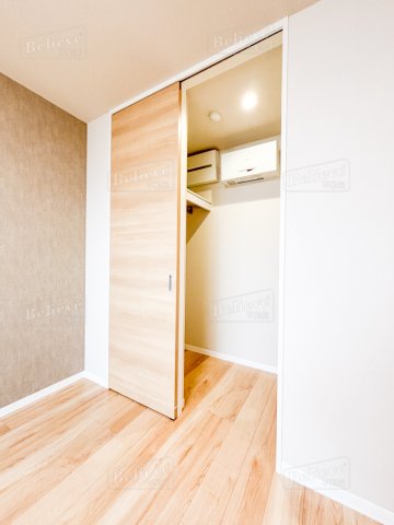 収納　ウォークインクローゼットなので収納豊富です♪