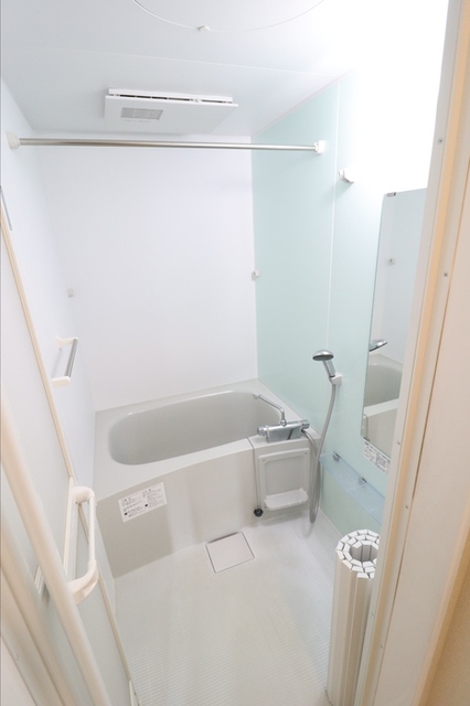 バス・シャワールーム　バスルーム