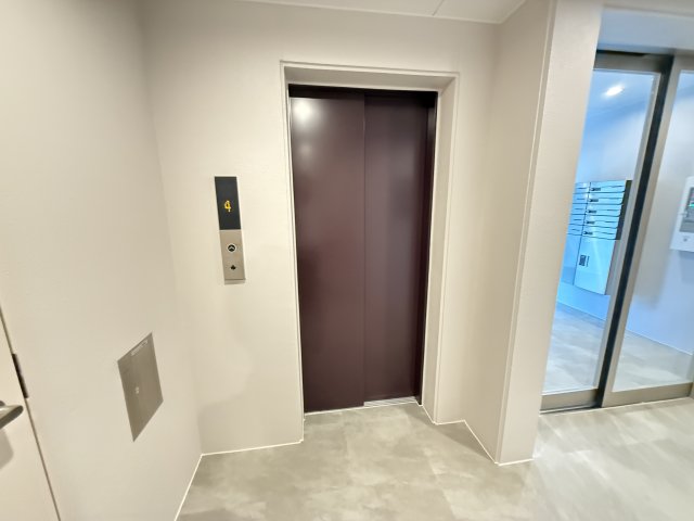その他　エレベーター