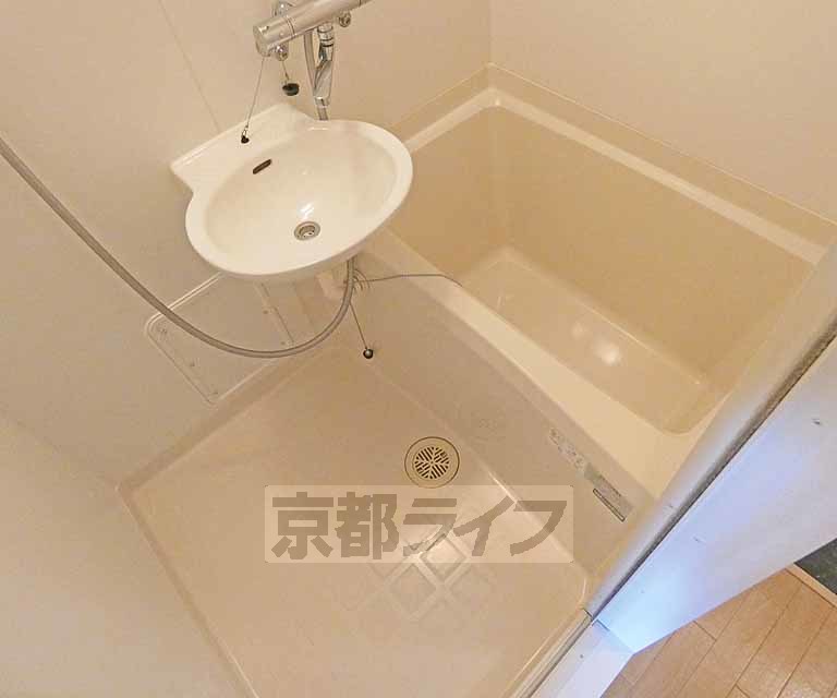 レオパレス深草の風呂写真