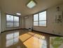 居室・リビング　広くてキレイなお部屋が広がっていて、充実した生活が送れそう。