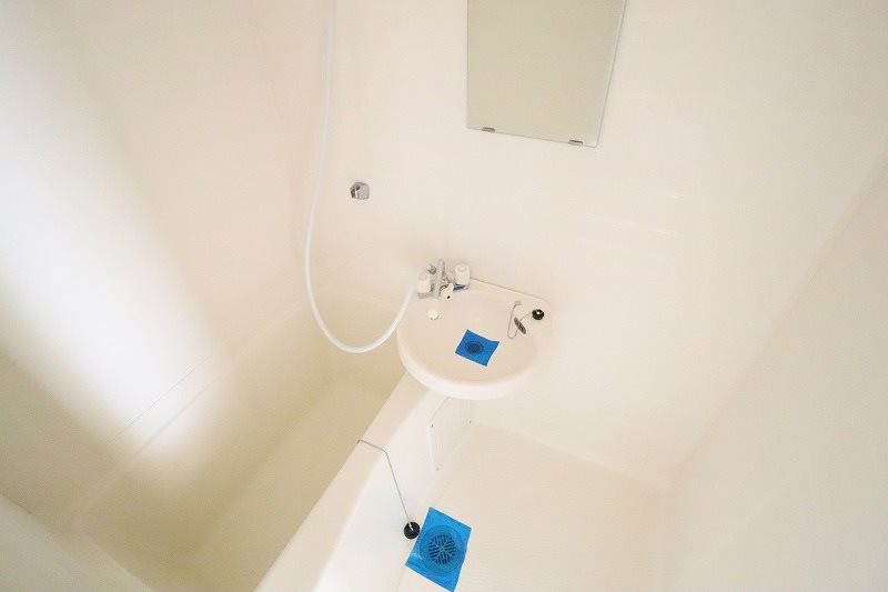 バス・シャワールーム　写真は別のお部屋のものになります。