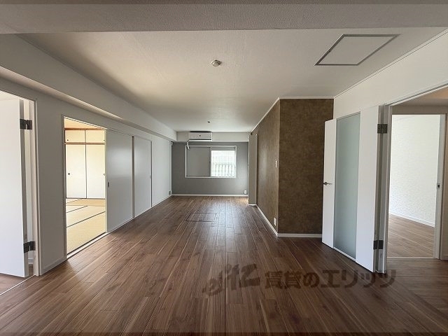 居室・リビング　リビング