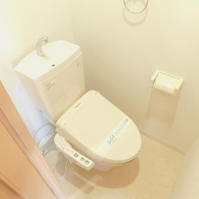 トイレ　同仕様参考写真