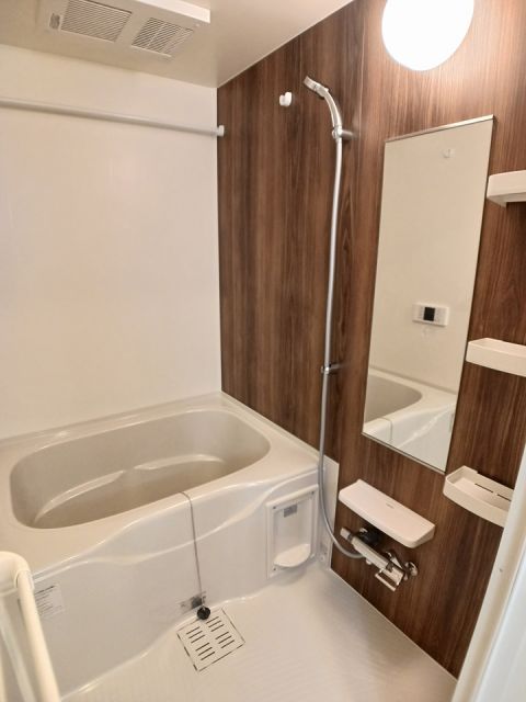 バス・シャワールーム