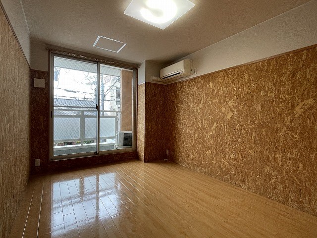 居室・リビング　参考写真です。