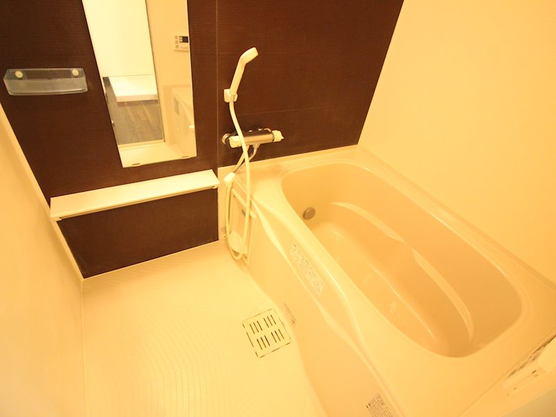 バス・シャワールーム　別号室イメージ