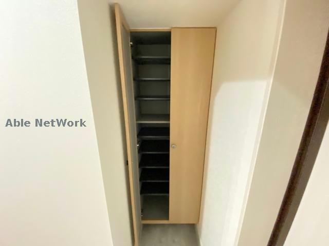 玄関　※同型・現況優先