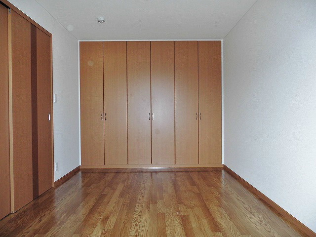 その他部屋・スペース　収納スペースがある洋室です。