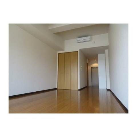 居室・リビング　プリマヴェーラ問屋町の洋室