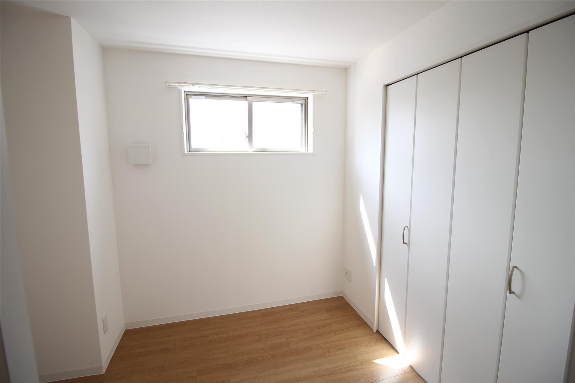 その他部屋・スペース　写真は同間取の反転タイプです