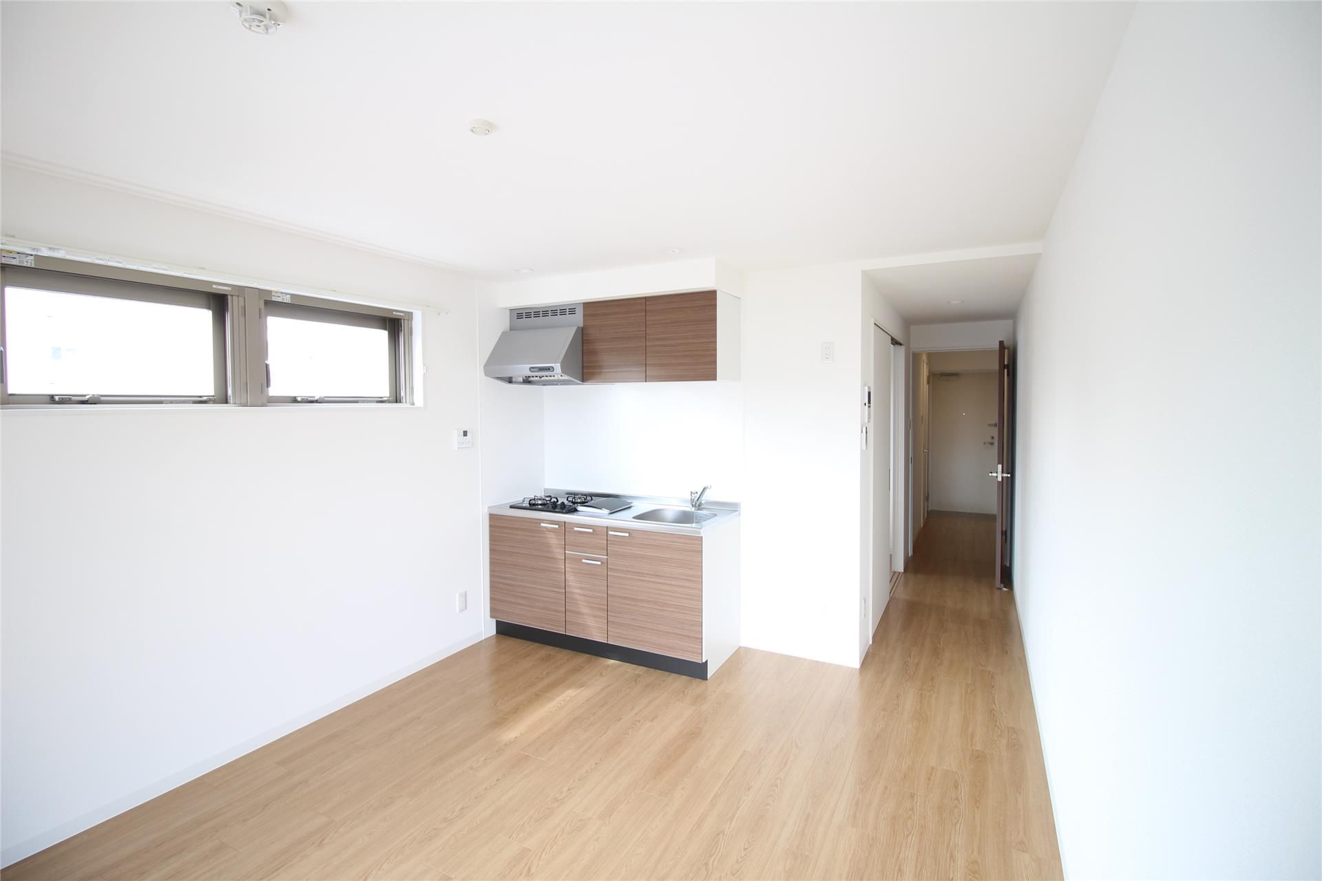 居室・リビング　写真は同間取の反転タイプです