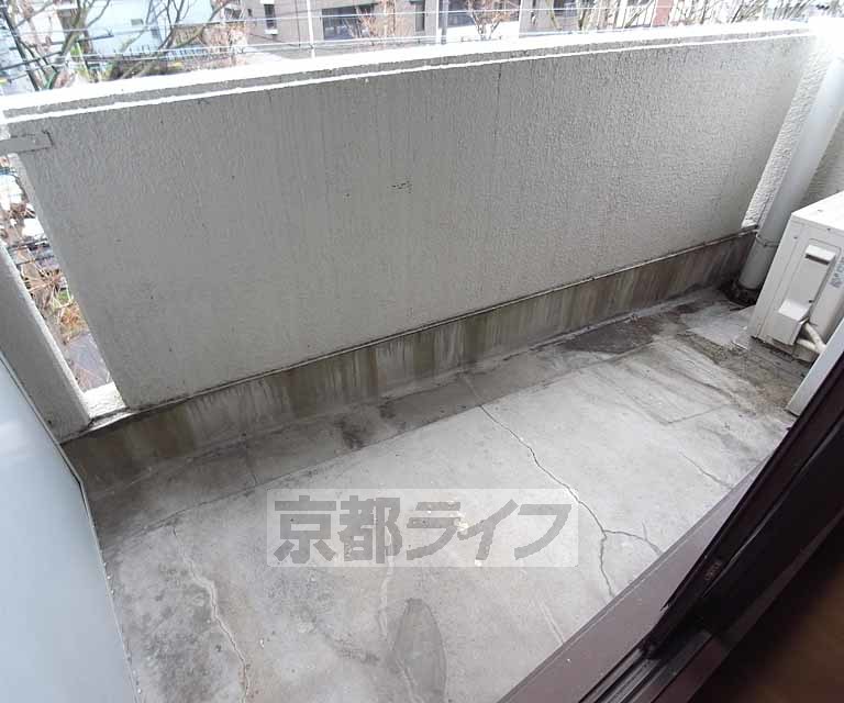 バルコニー　広めのバルコニーです。