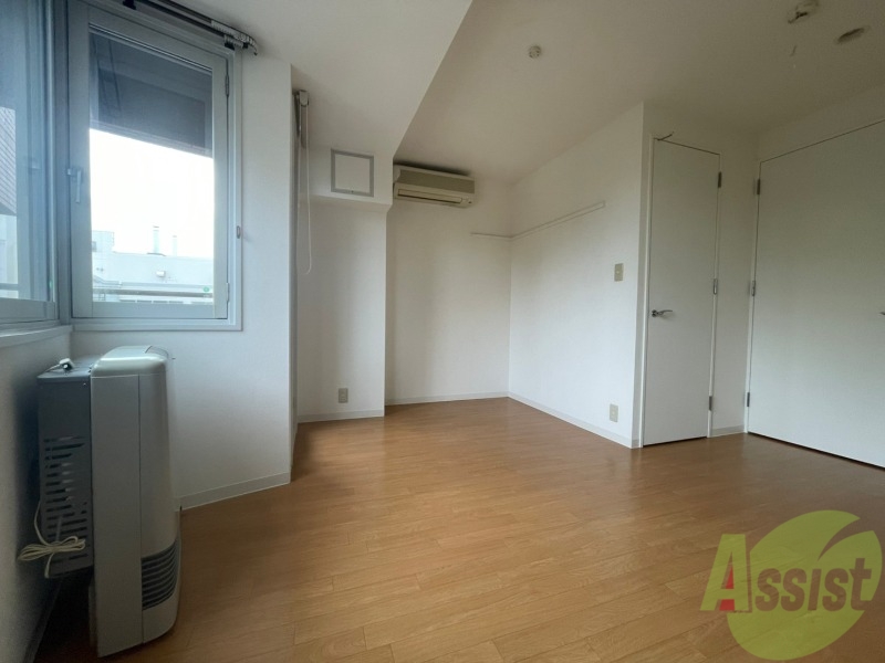 居室・リビング　どう家具を配置しようか考えるのも楽しみですね。