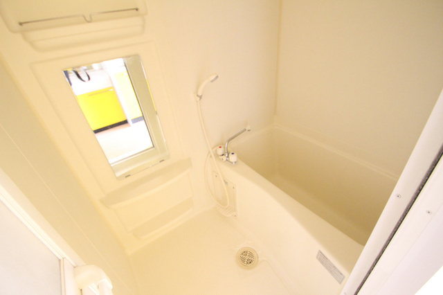 バス・シャワールーム　※別室の参考写真です