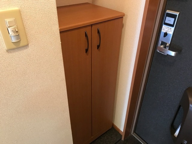 玄関　玄関（下駄箱）