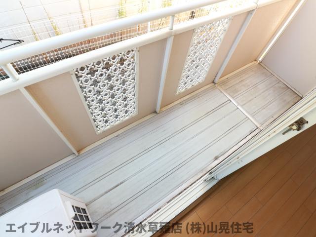 バルコニー　お洗濯にも便利なバルコニー付き
