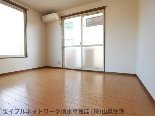 居室・リビング　ゆったり過ごせるリビングです