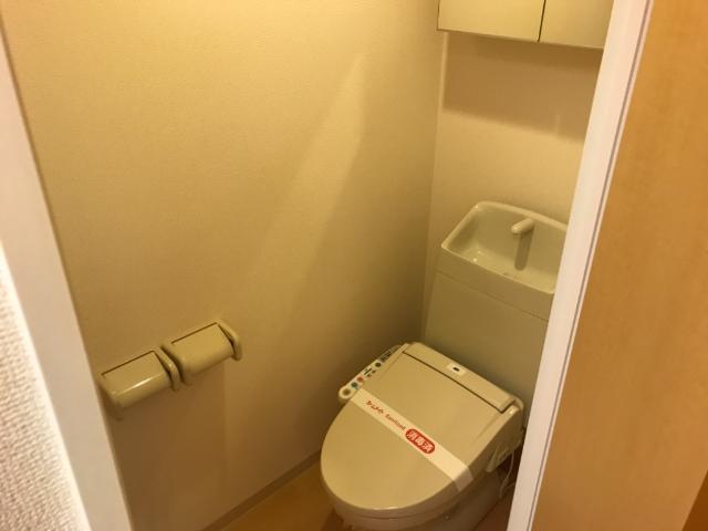 トイレ　シャワー付トイレ