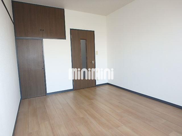 居室・リビング　洋室部分