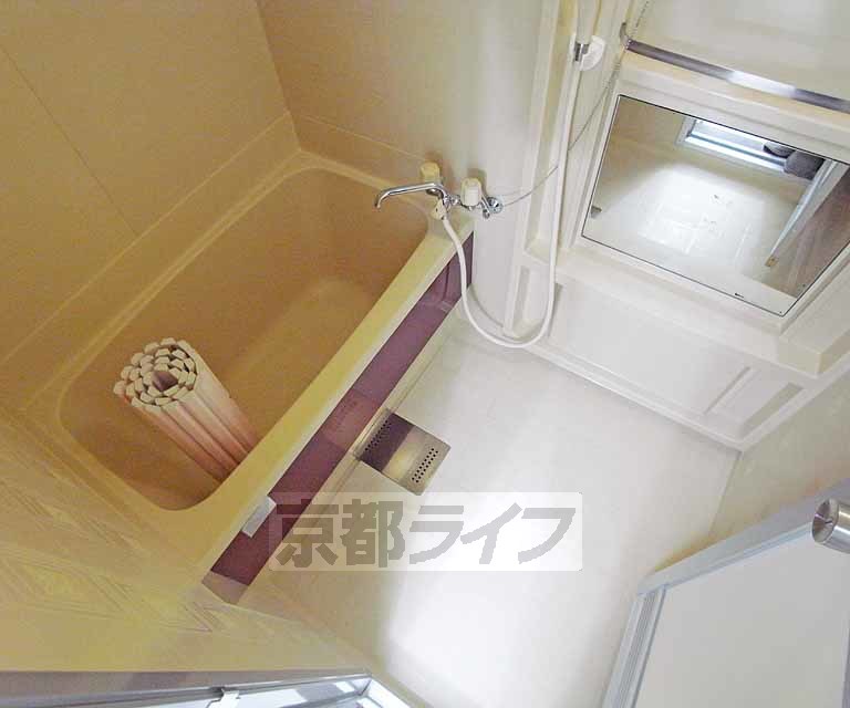 バス・シャワールーム　綺麗なお風呂です。