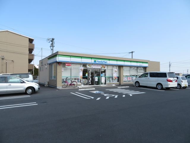 コンビニ　ファミリーマート　本巣天神前店（コンビニ）まで1400m