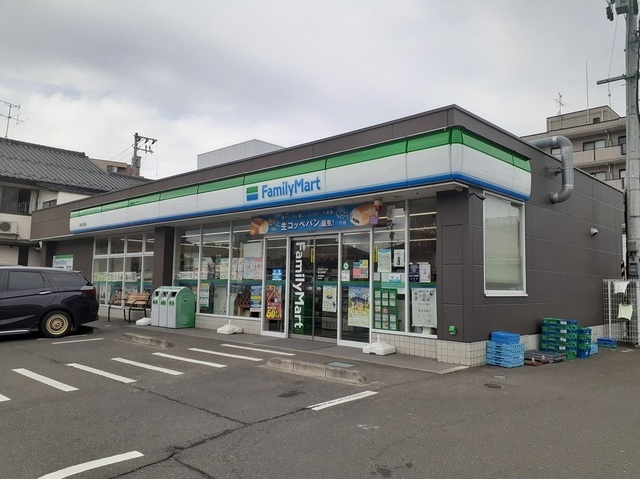 その他　ファミリーマート泉七北田店（その他）まで190m