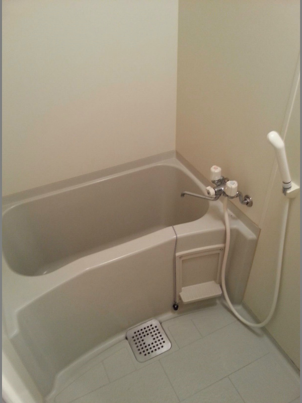 バス・シャワールーム　※同マンション別部屋の参考写真です