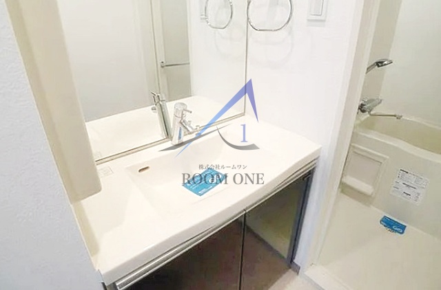 洗面設備　洗面台です。